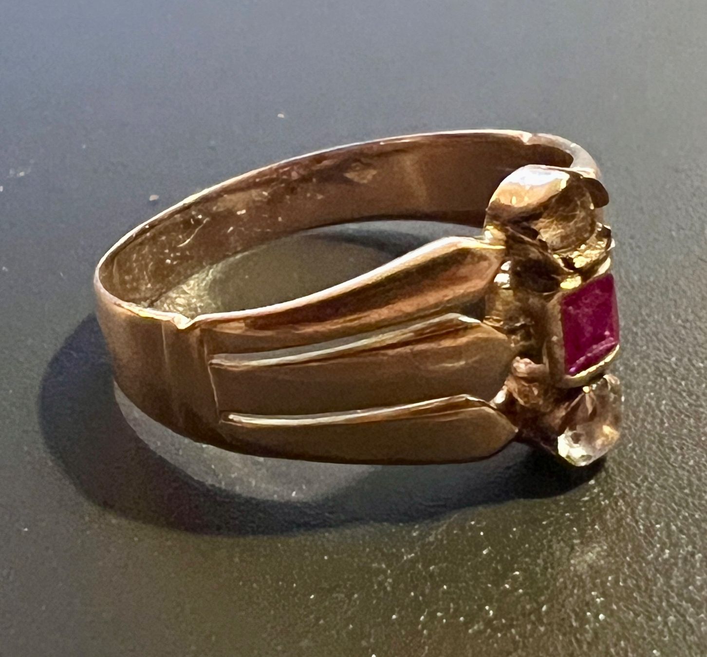 Bagues: Gold-Ring 18 K mit Glassteinen – D'occasion à Chur par Penting1935 3