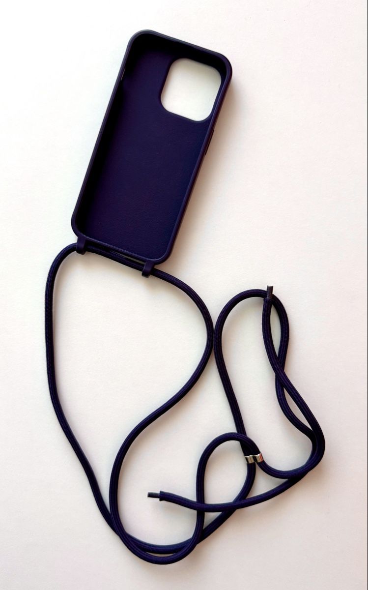 Cover & Protezioni schermo: iPhone 14 Pro Handyhülle violett mit Band – Usato da Inwil venduto da TheSwissEagle