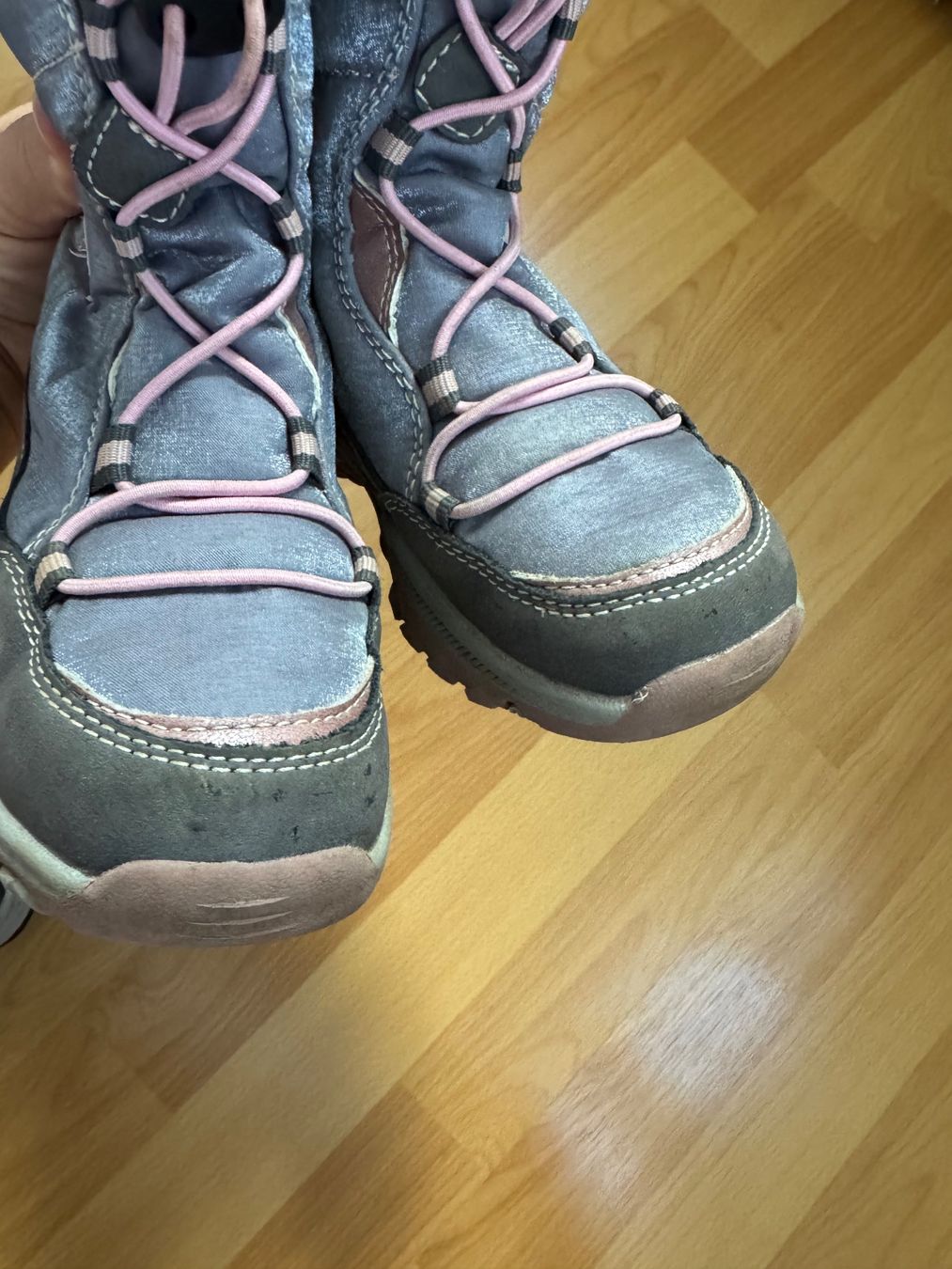 Schuhe für Mädchen: Winterstiefel Grösse 28 – Gebraucht aus Moosseedorf von SDmedia 3