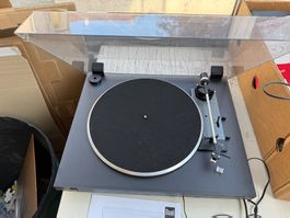 Plattenspieler DUAL CS 435-1 aus Räumung