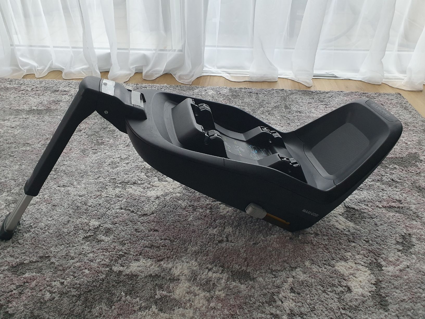 Maxi-Cosi Seggiolini per auto: Maxi-Cosi Kindersitz mit Isofix Station – Usato da Basadingen venduto da bart80 1