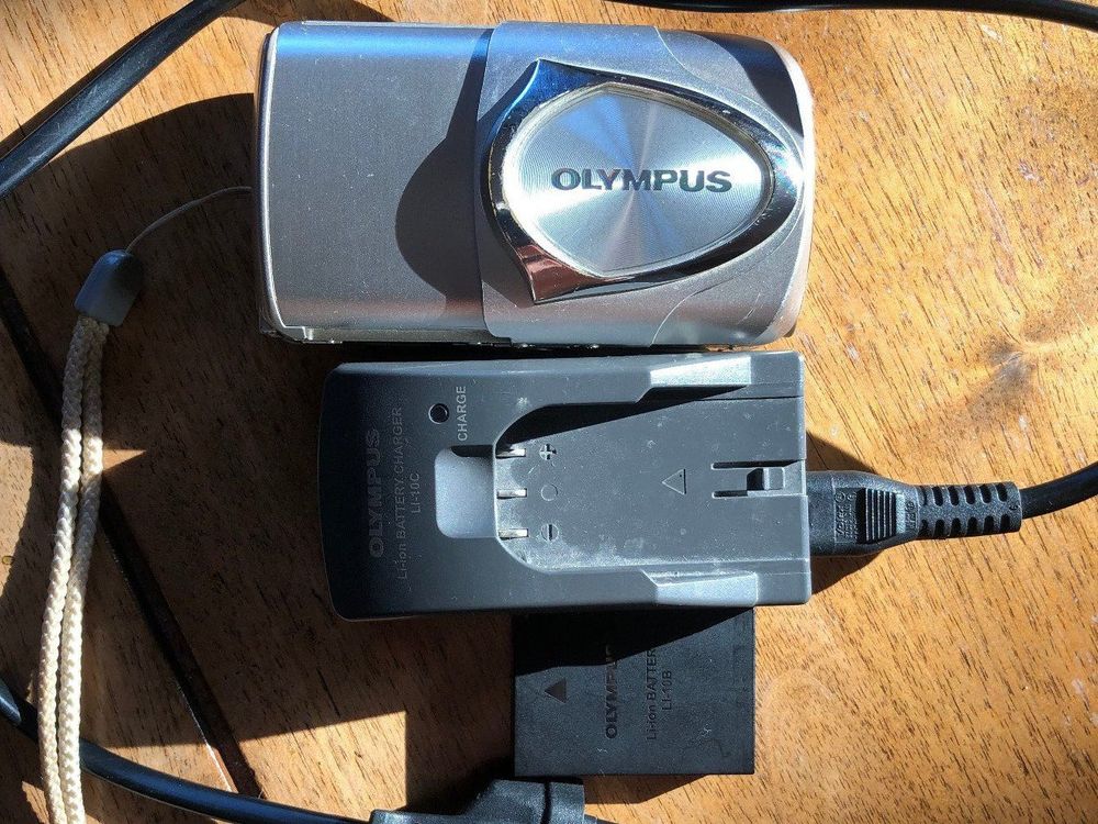 OLYMPUS AF 3x optical zoom 3,2 megapixel Kaufen auf Ricardo