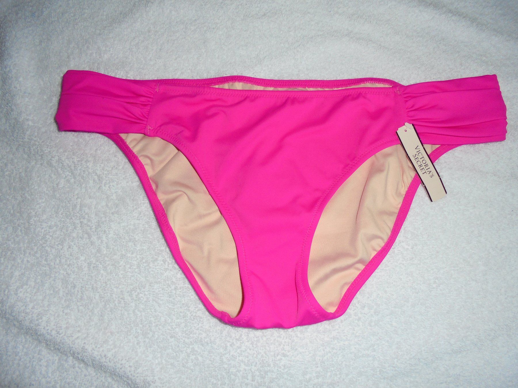 Victoria's Secret Costumi da bagno & Bikini: VICTORIA'S SECRET BIKINI-HOSE GRÖSSE M – Nuovo e nell'imballaggio originale da Aarau Rohr venduto da PinkSchwein