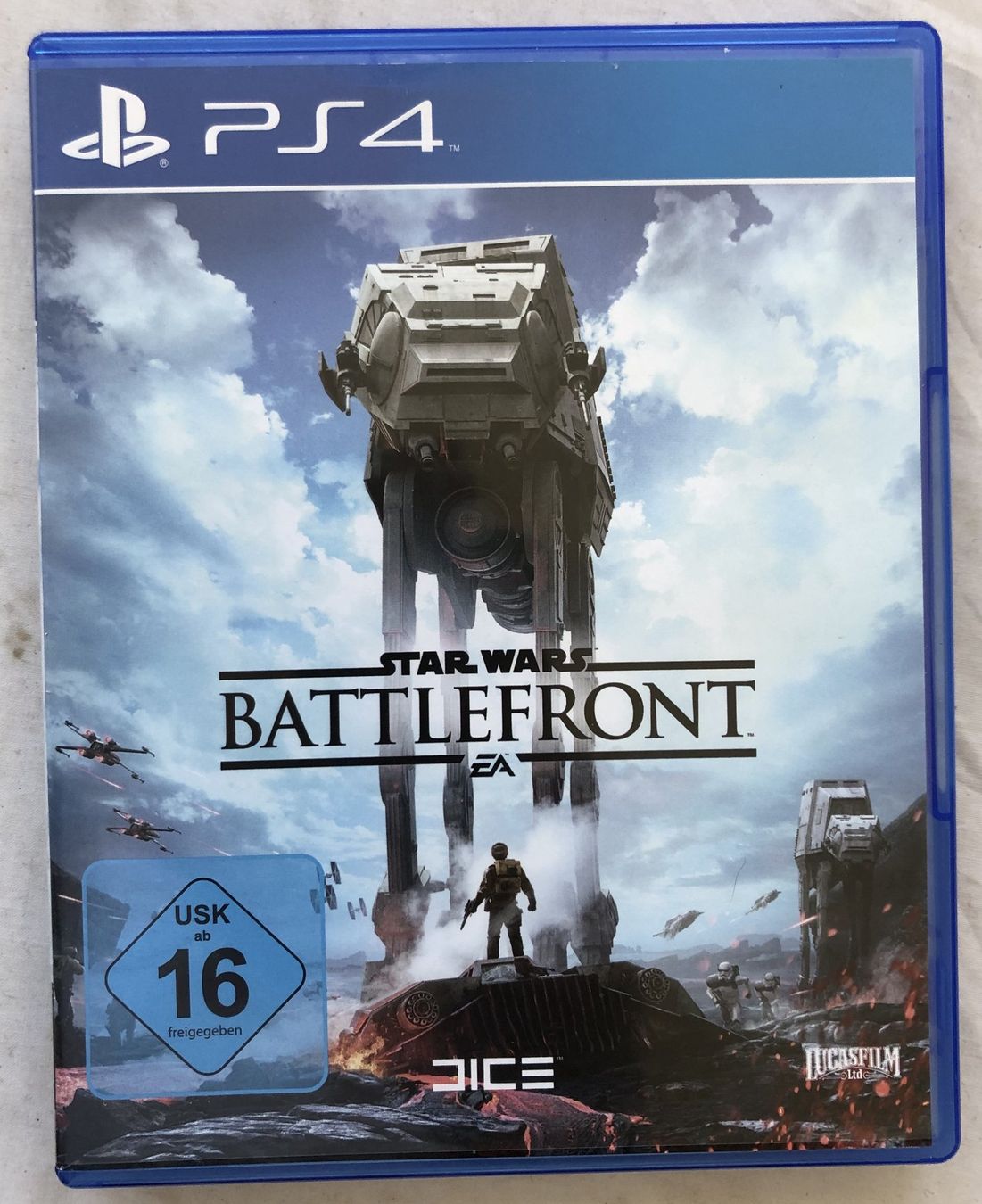 Giochi: PS 4 - STAR WARS BATTLEFRONT – Usato da Schaffhausen venduto da durruti