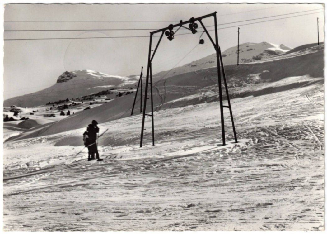 Cartoline postali: Obersaxen - Skilift – Usato da Binningen venduto da Mountainrider