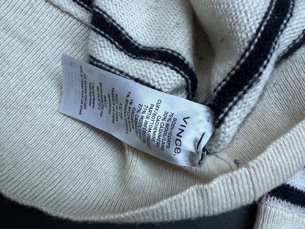 Pullover & Sweatshirts: Vince oversized Pullover Xs/S – Gebraucht aus Wabern von La-Vitrine 3