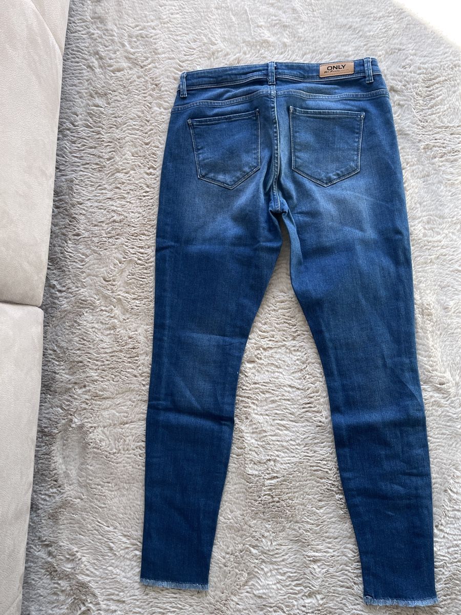 Jeans: Jeans Hosen Only – Usato da Alpnach Dorf venduto da iva_f6z2 2
