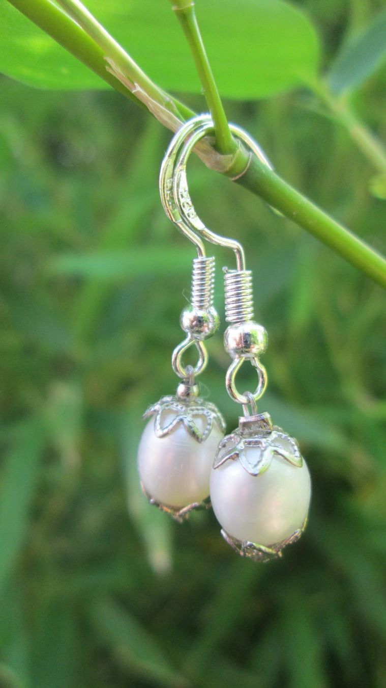 Orecchini pendenti & Orecchini a lobo: Wundervoller Ohrschmuck mit echten Süßwasserperlen Swarovski – Nuovo (secondo la descrizione) da Drochtersen venduto da Simonchen 1