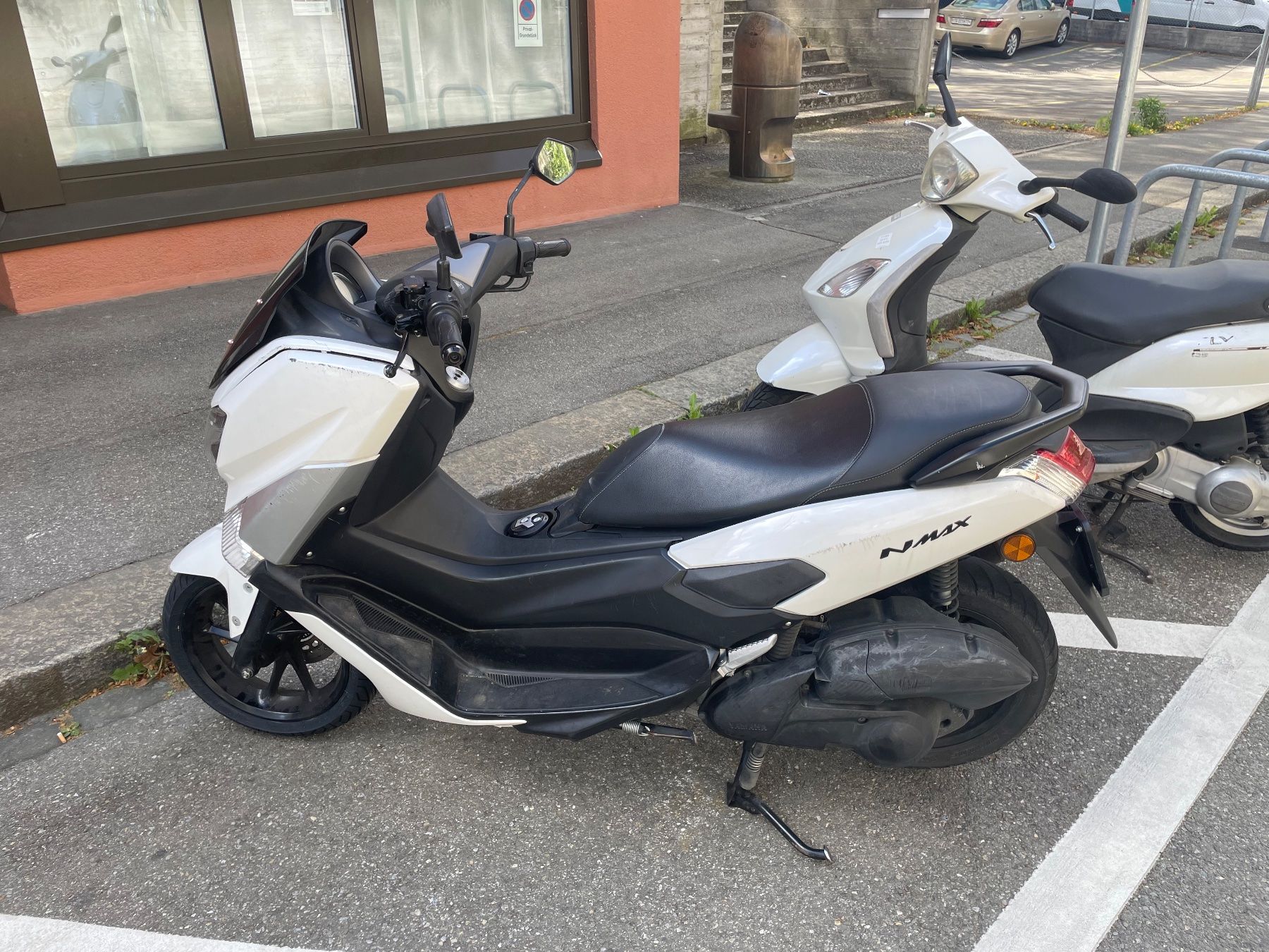 Yamaha Scooter: YAMAHA GPD125 N-Max – Usato da Zürich venduto da art_8c6w