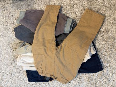 Kinderhosen Set 6-teilig verschiedene Farben guter Zustand