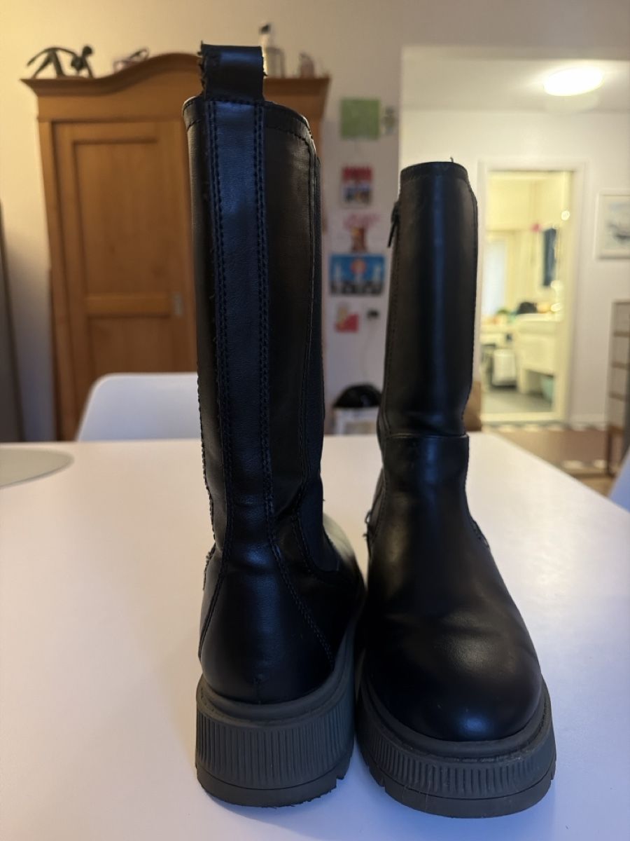 Scarpe da uomo: Neue Catwalk Stiefel gr. 39 – Usato da Bern venduto da Lili1007 3