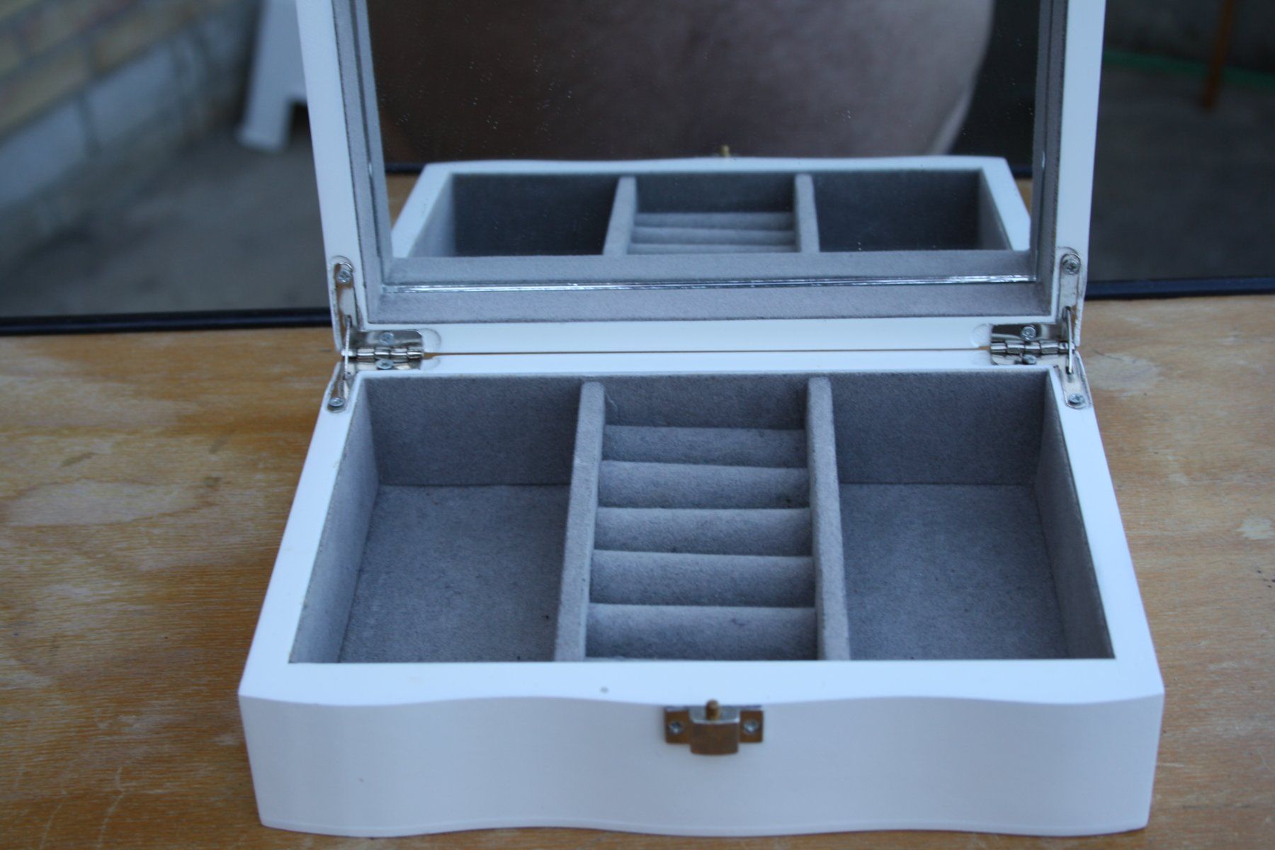 Schmuckkästen: SCHMUCKSCHATULLE  SCHMUCKBOX – Gebraucht aus Wauwil von Pneuedy 3