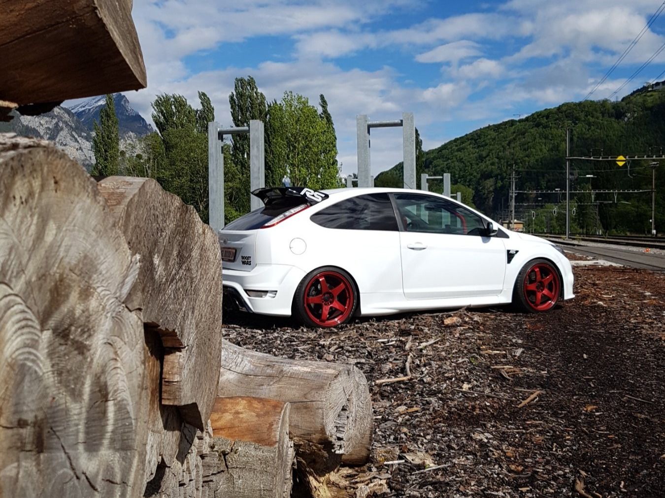 Ford Automobili: Ford Focus RS MK2 – Usato da Mitlödi venduto da JSN19 2