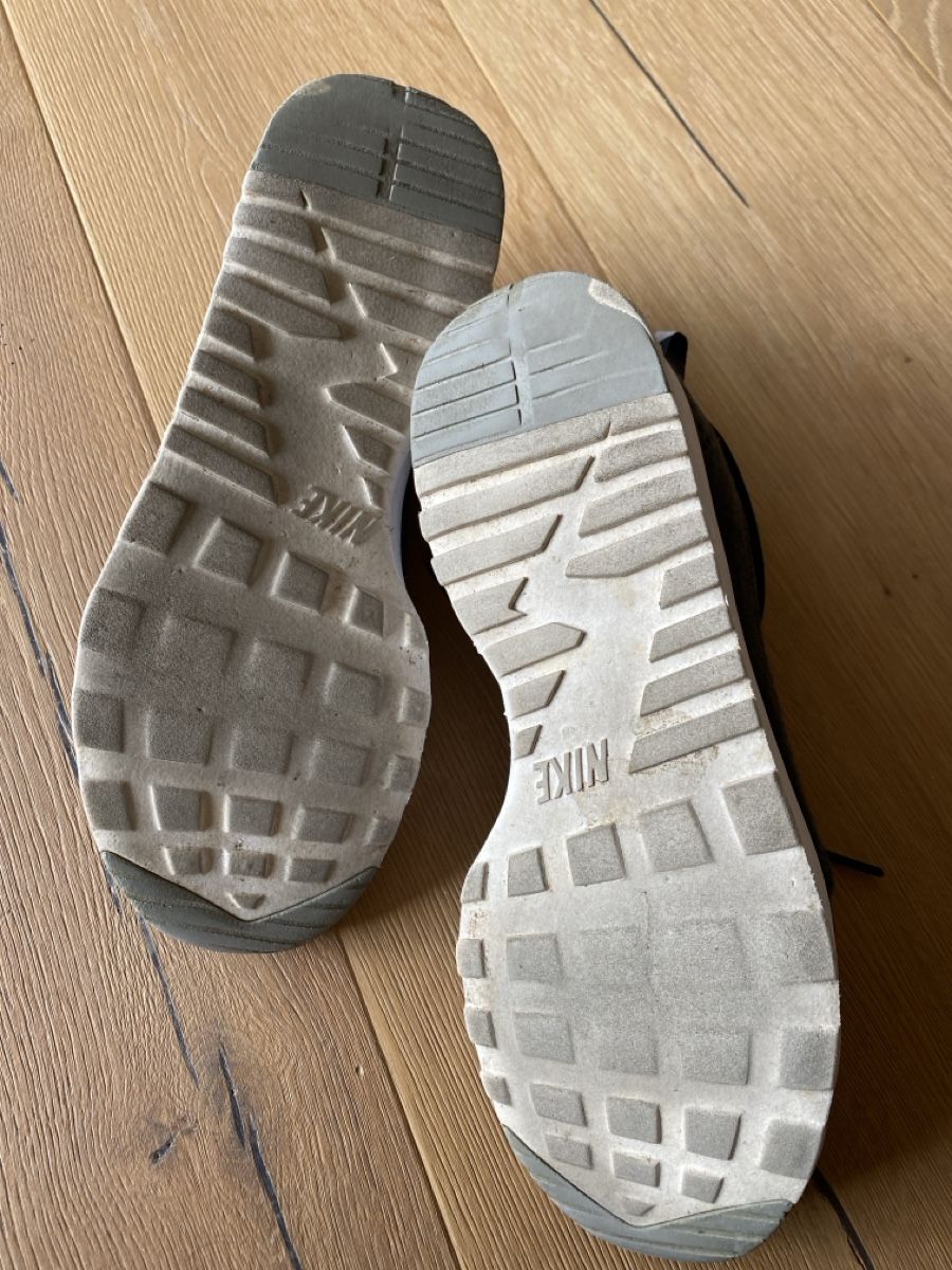 Nike Chaussures femmes: Baskets NIKE noires – D'occasion à Rossemaison par Bird19 3