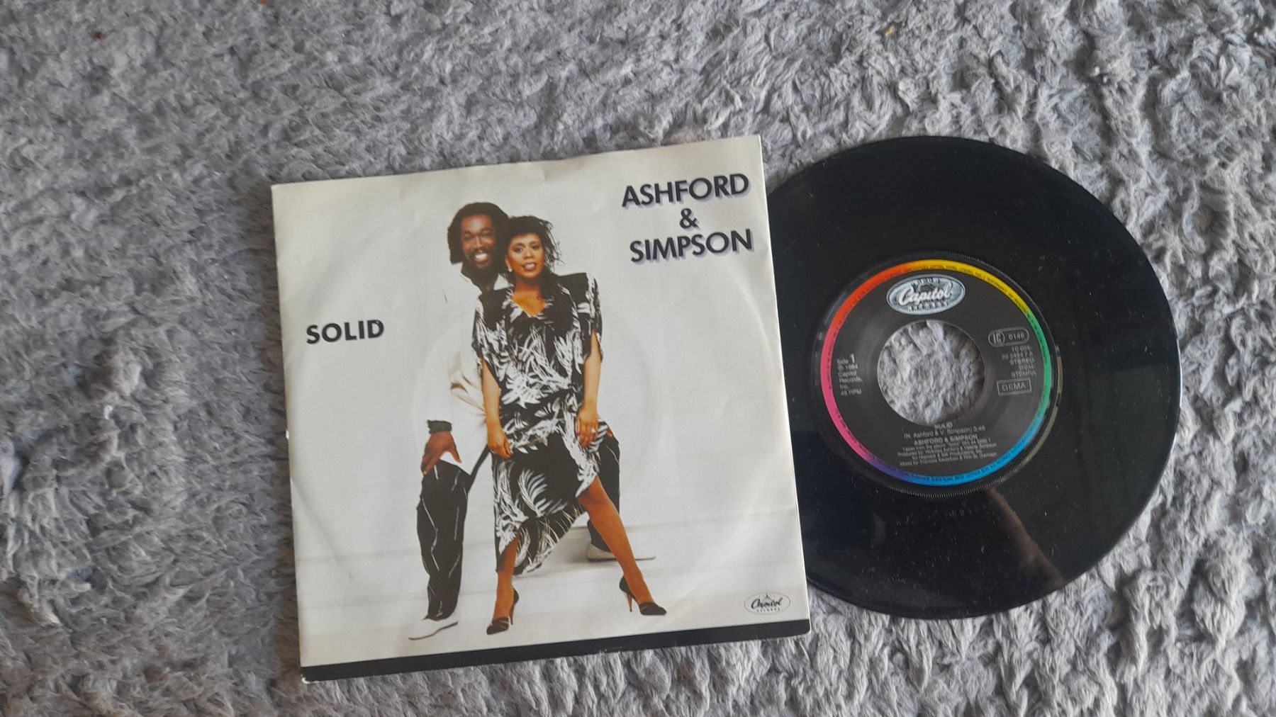 Dischi in vinile: ASHFORD & SIMPSON     SOLID    7 VINYL SINGLE – Usato da Wetzikon ZH venduto da Ramones01