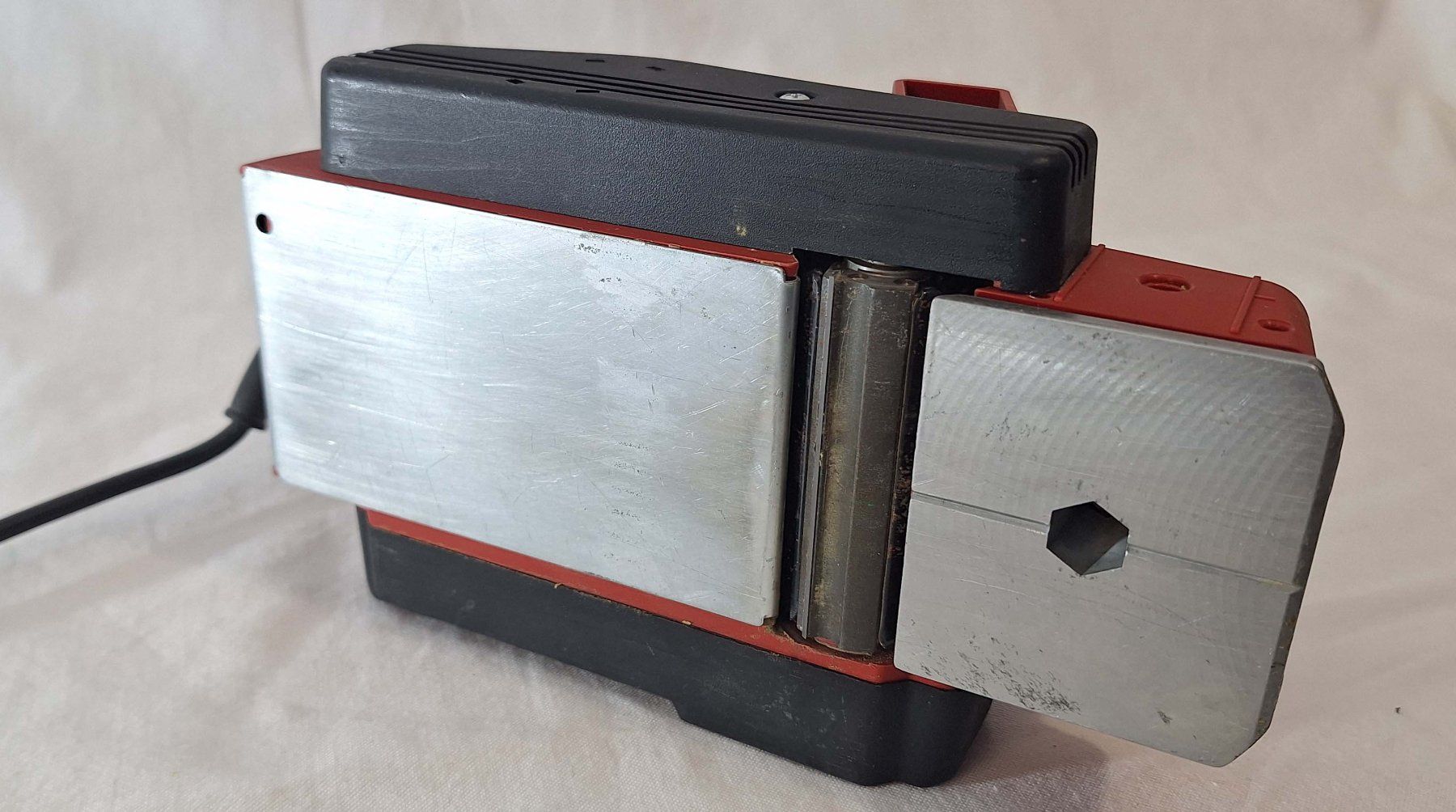 Tutti gli attrezzi: Elektro-Handhobelmaschine – Usato da Belp venduto da MetroEdi 2