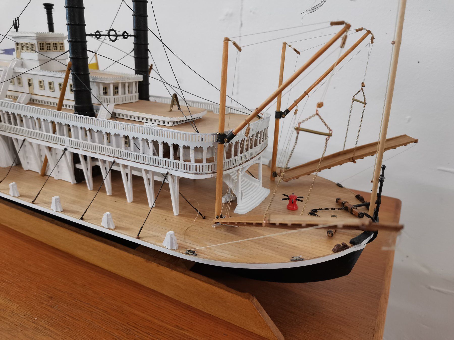 Kits de montage: Schiffsmodell Mississippi-Raddampfers Robert E. Lee – D'occasion à Suhr par Brocki-Suhr 3