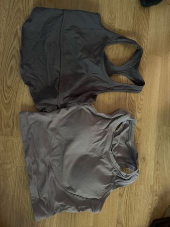 1 Lululemon Sport Tops grau Set guter Zustand