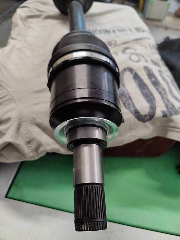 Alle Autoersatzteile: arbre de transmission Mercedes ML,GL – Gebraucht aus Bex von Samu41 2