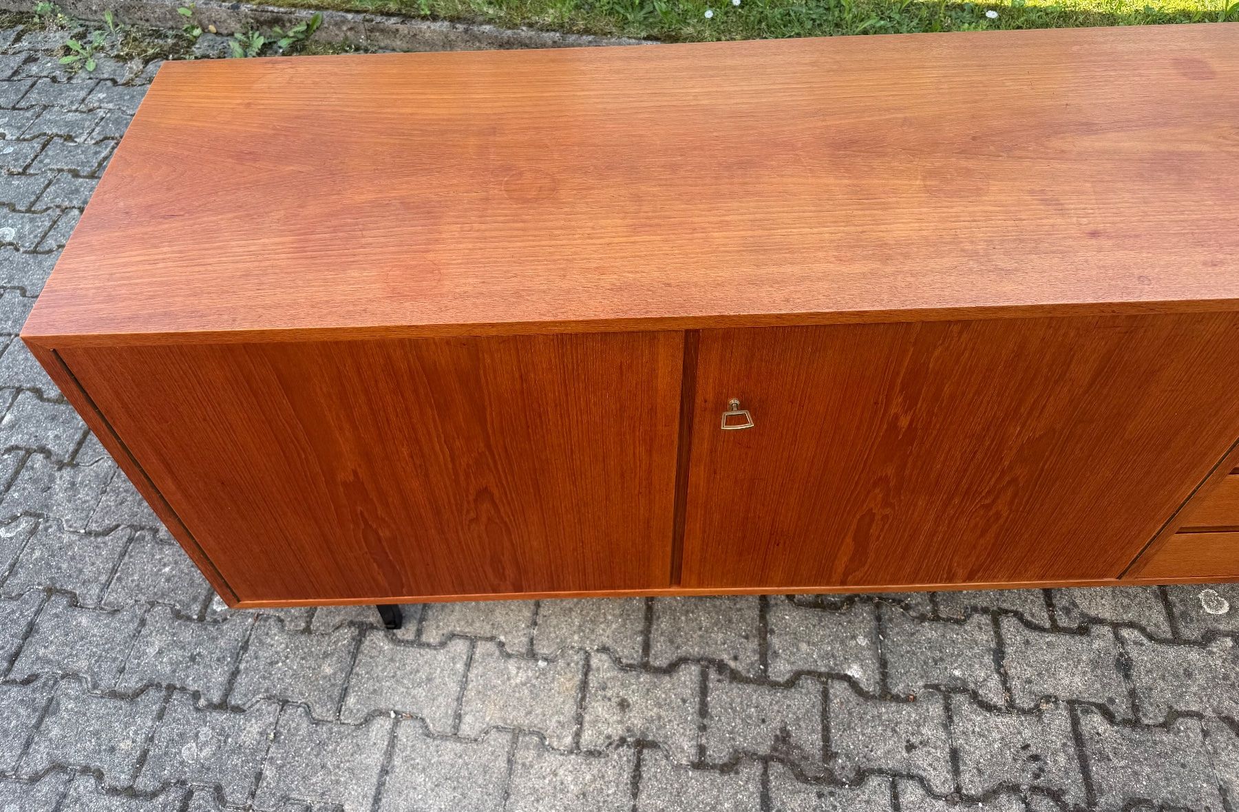 Cassettiere: Sideboard // Mid Cenutry – Usato da Schinznach-Dorf venduto da mix 2