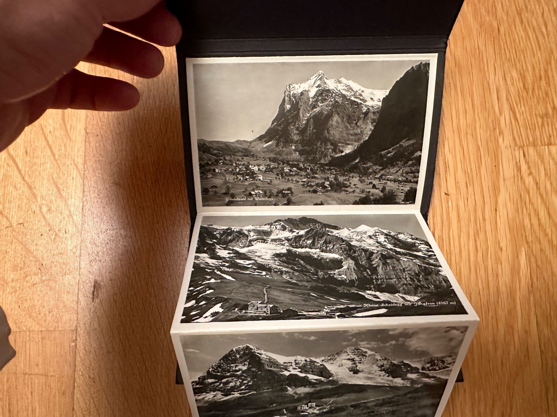 Cartoline postali: Jungfraubahn. Leporello mit 12 Ansichtskarten – Usato da Zürich venduto da allp 1