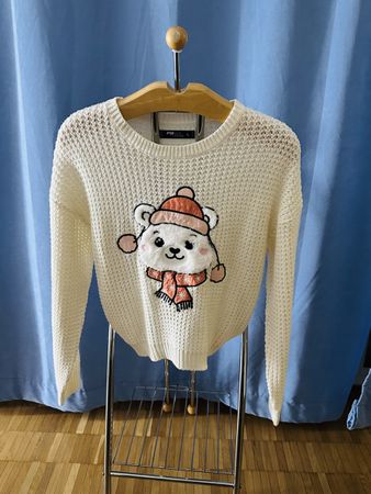 Winter Pullover mit Bär-Motiv, Grösse L