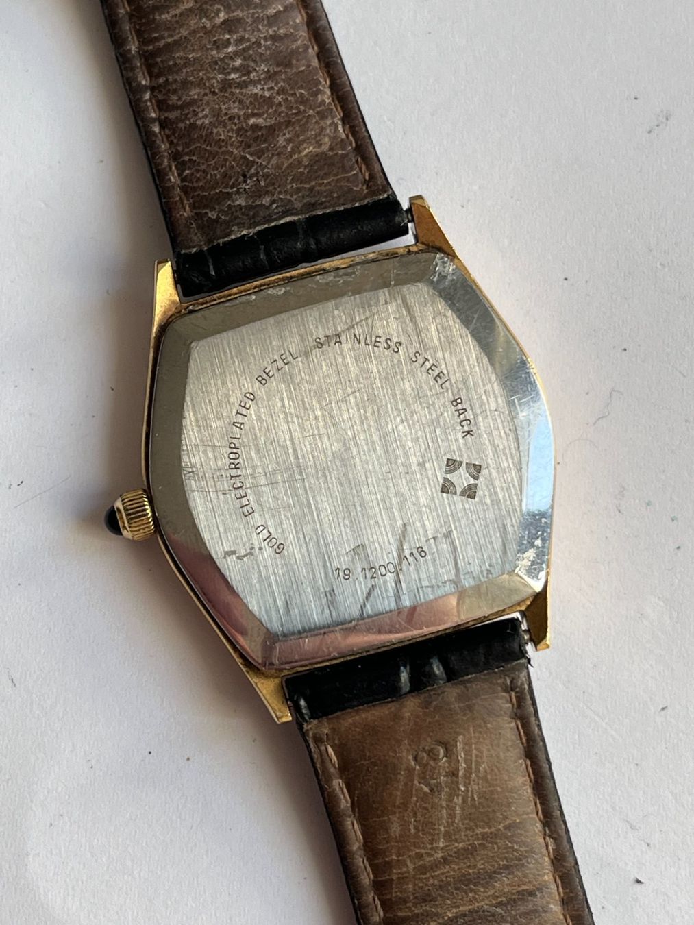 Zenith Uhren: Zenith Quartz Vintage – Gebraucht aus Worblaufen von chronyves 1