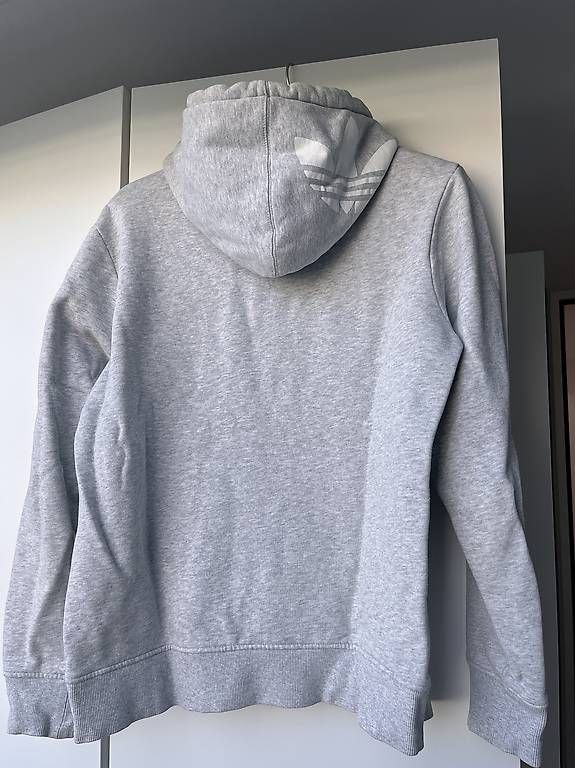 Pullover & Sweatshirts: Adidas Original Hoodie grau L – Gebraucht aus Winterthur von pabe91 1