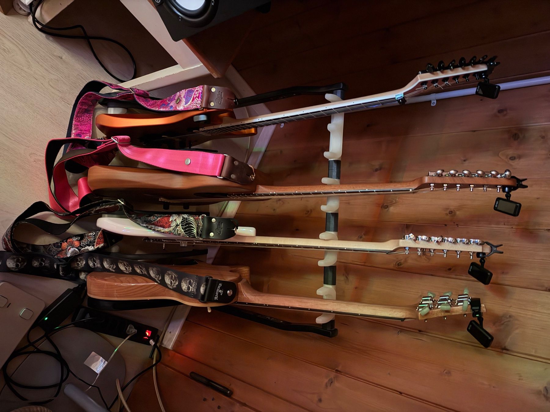 Strumenti musicali: Gitarrensammlung – Usato da Safenwil venduto da gguaresi 1