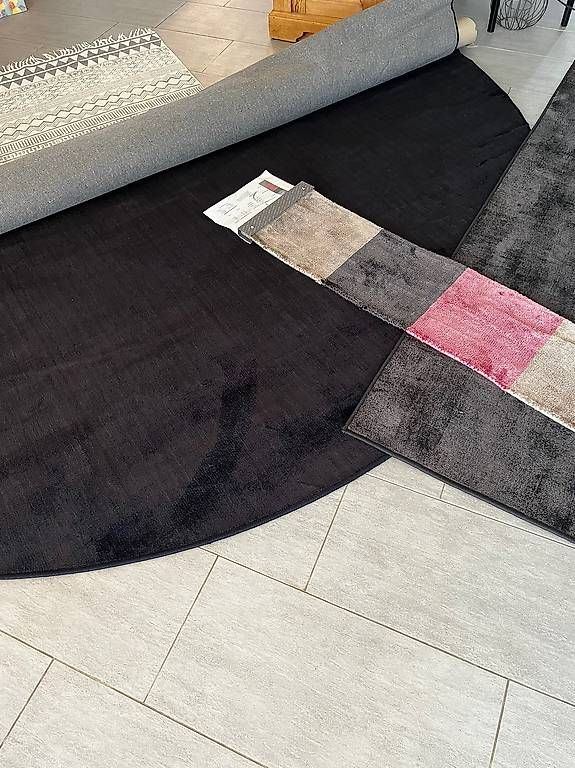 Tappeti: Teppich Neu - 300cm im Durchmesser – Usato da Steinhausen venduto da Ban-thu103 2