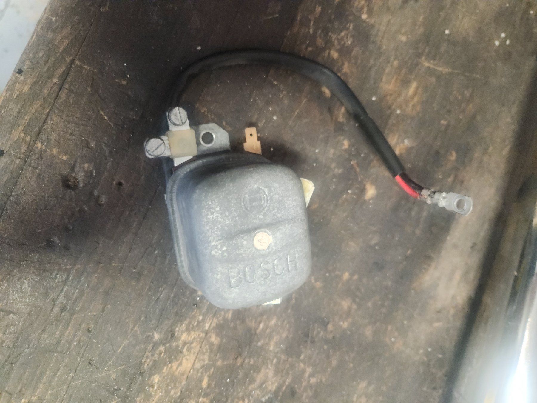 VW Toutes les pièces auto: Régulateur VW Cox 6 volts – D'occasion à Céligny par Taototo73 2