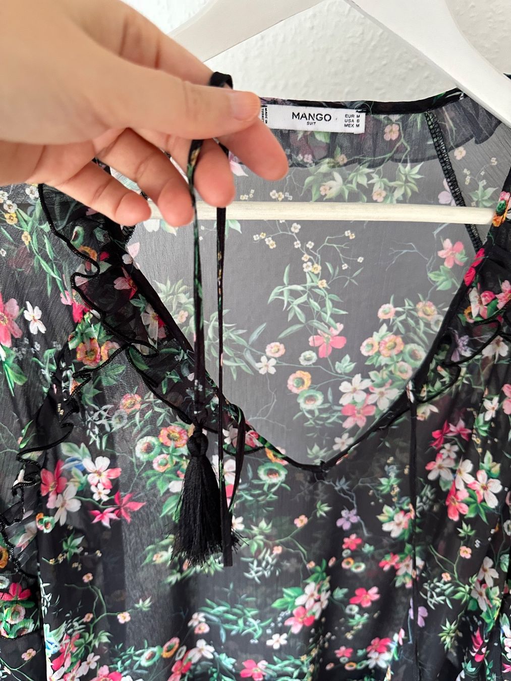 Mango Top: Jolie blouse MANGO – Usato da Genève venduto da Kamill79 2