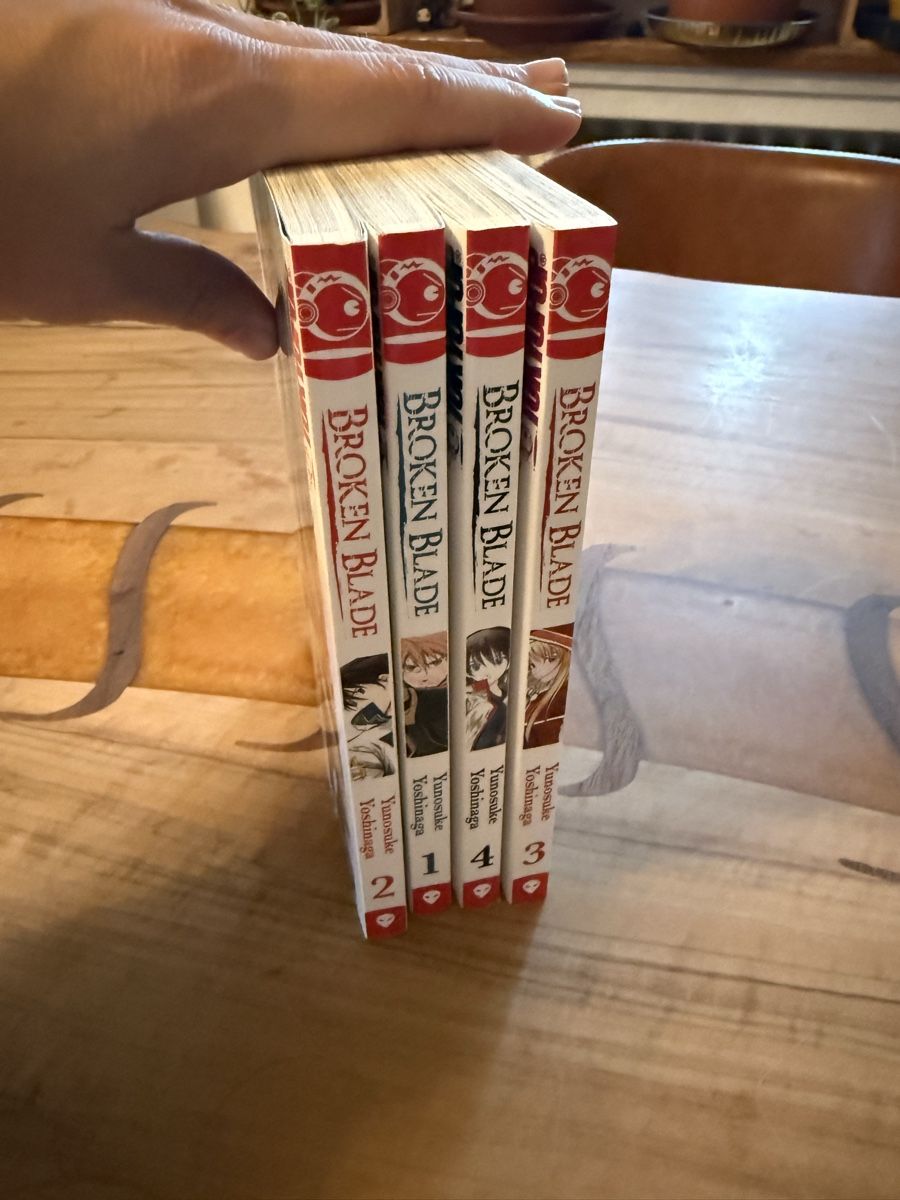 Comics: Broken Blade 1-4 – Gebraucht aus Schaffhausen von Annafeil 2