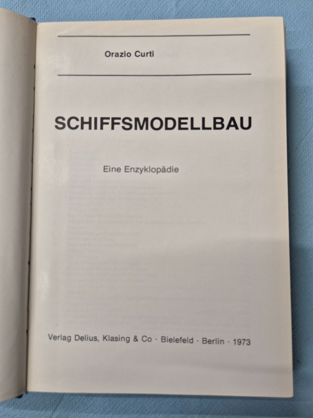 Libri: Schiffsmodellbau Eine Enzyklopädie von Orazio Curti – Usato da Dietlikon venduto da siriku2015 1