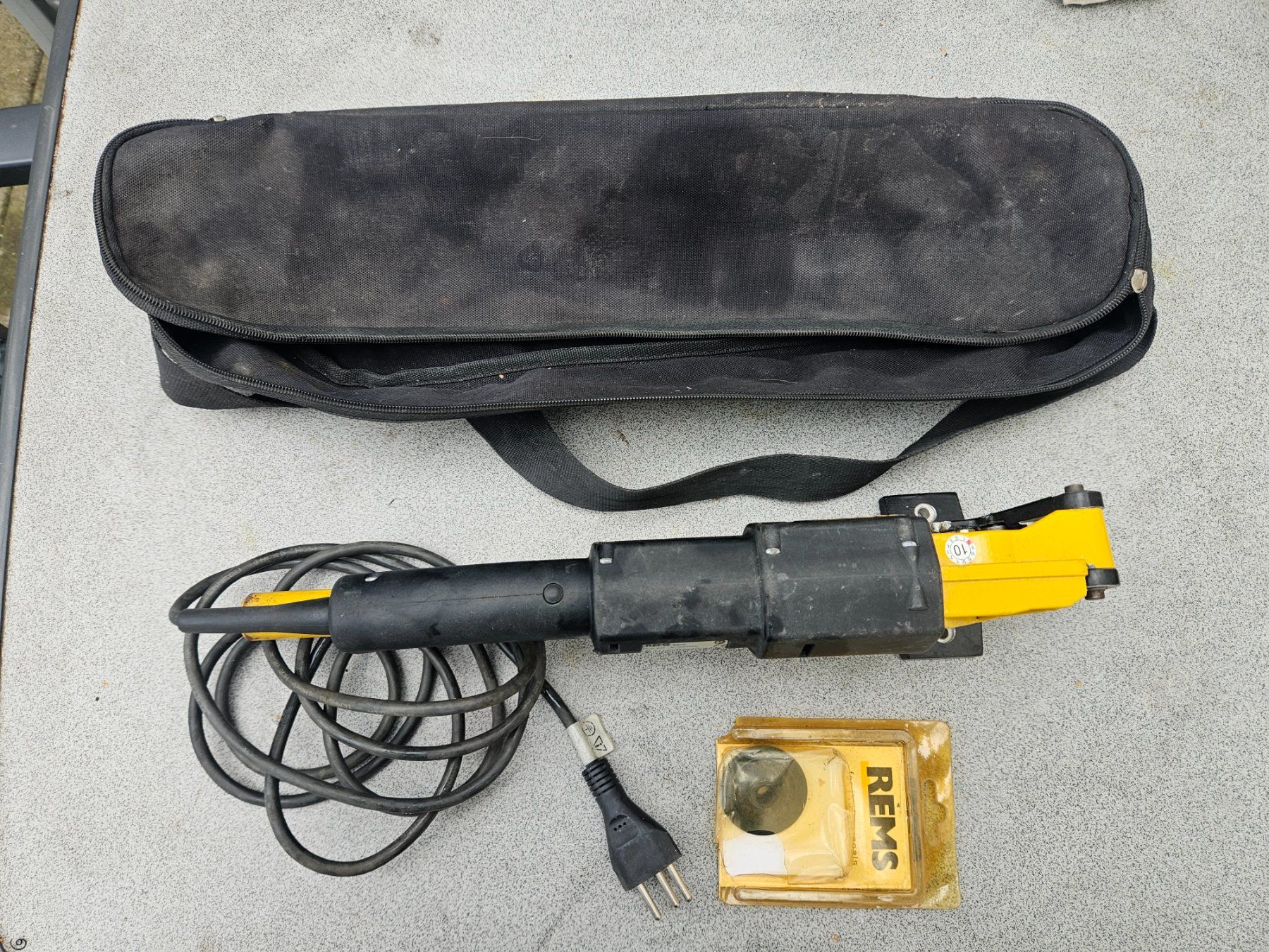 Rems Alle Maschinen: REMS Rohrschneider elektrisch gebraucht – Gebraucht aus Rothrist von BBHHRR 1