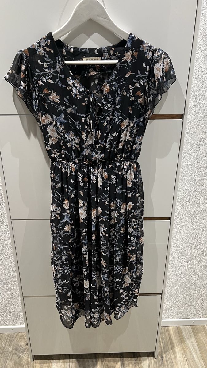 Burberry Vestiti: Burberry Sommerkleid – Usato da Wetzikon ZH venduto da KikiZu