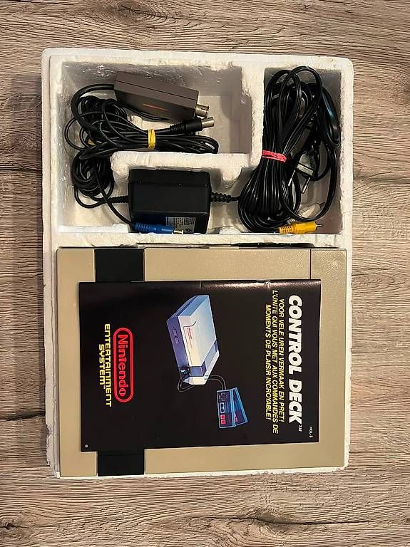 Konsolen: Nintendo NES Control Deck  Europa-Version  OVP – Gebraucht aus Aarau von PascalRohrbach 4