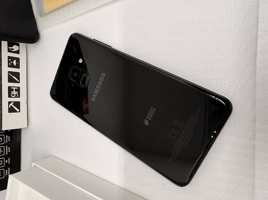 Samsung Telefoni cellulari / Smartphones: Samsung Galaxy A8 Dual-Sim – Usato da lausanne venduto da ExpressionOfTime 2
