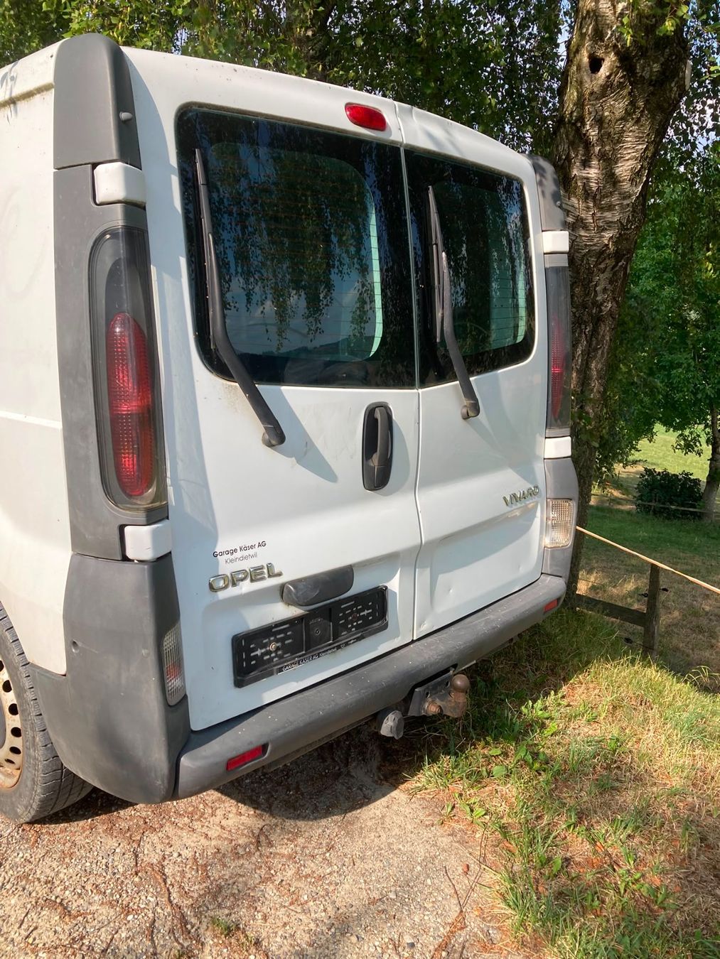Opel Veicoli commerciali: Opel Vivaro 1.9 TD – Usato da Gondiswil venduto da Adrian811 1