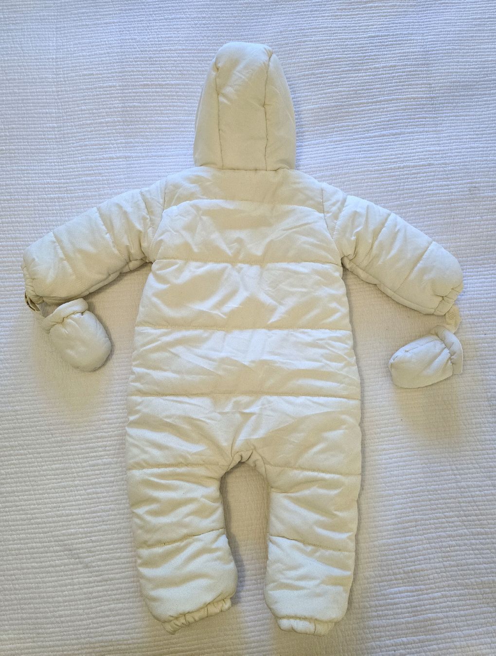 Completi: Combinaison ski blanche comme neuve, taille 18 mois – Nuovo (secondo la descrizione) da Genève venduto da cec_d6pg 1
