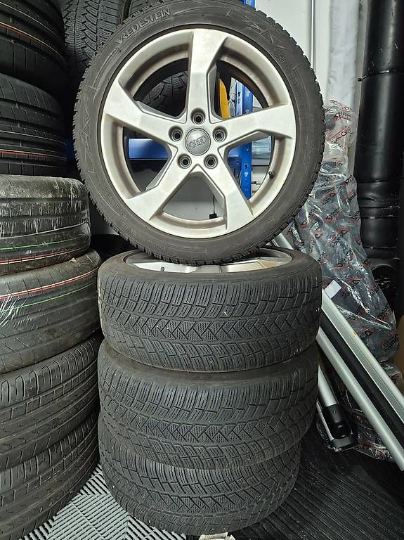 Pneumatici & Ruote complete: Roues / Jantes Audi hiver 17 pouces – Usato da Bussigny venduto da NoLimiit