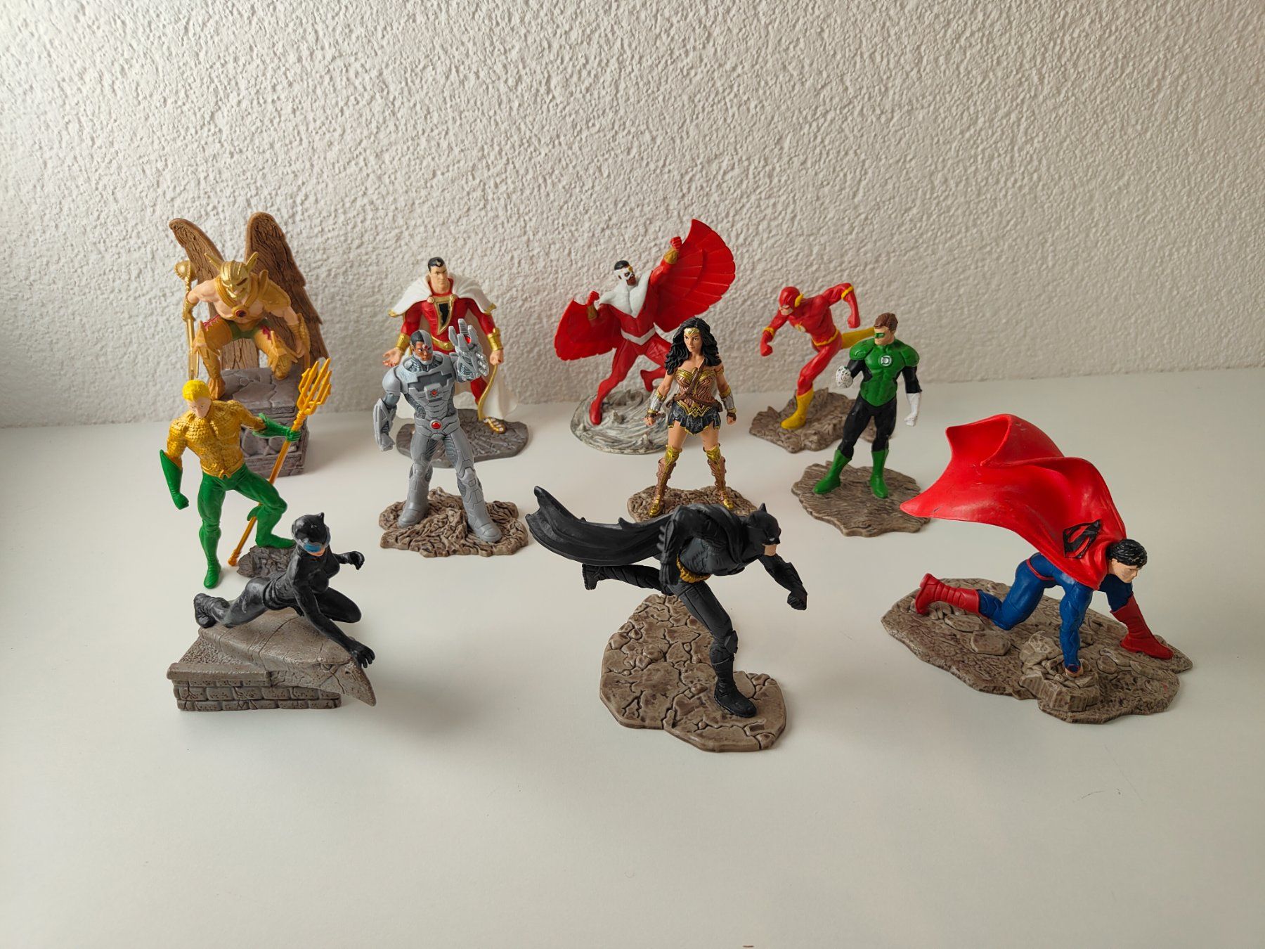 Schleich Statuette: Schleich DC Comics Marvel Justice League Avangers Sammlung – Usato da Thalwil venduto da FigurenFreunde
