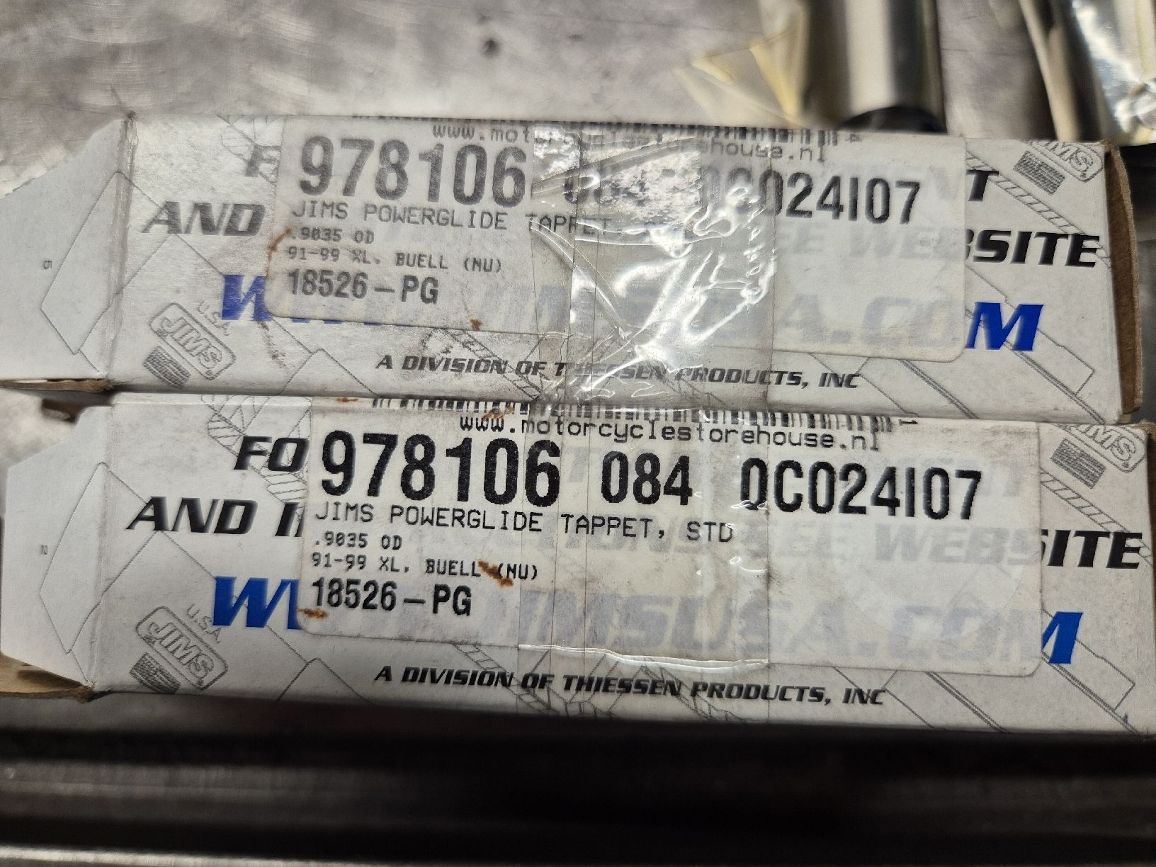 Harley-Davidson Tutti i ricambio per moto: JIMS Poussoirs hydraulique Harley-Davidson XL – Nuovo e nell'imballaggio originale da Le Locle venduto da CHEGUA 1