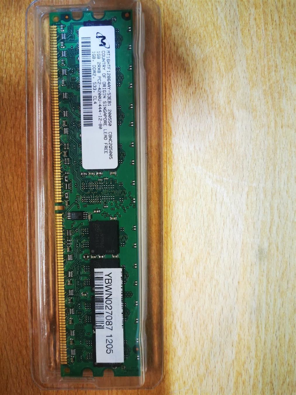 Memory / RAM: Micron 1x1GB DDR2 PC2-4200U RAM – Gebraucht aus Buchs ZH von Sutoris