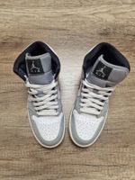Nike Air Jordan 1 Mid Sneaker Grau Weiss Herren Grösse 42