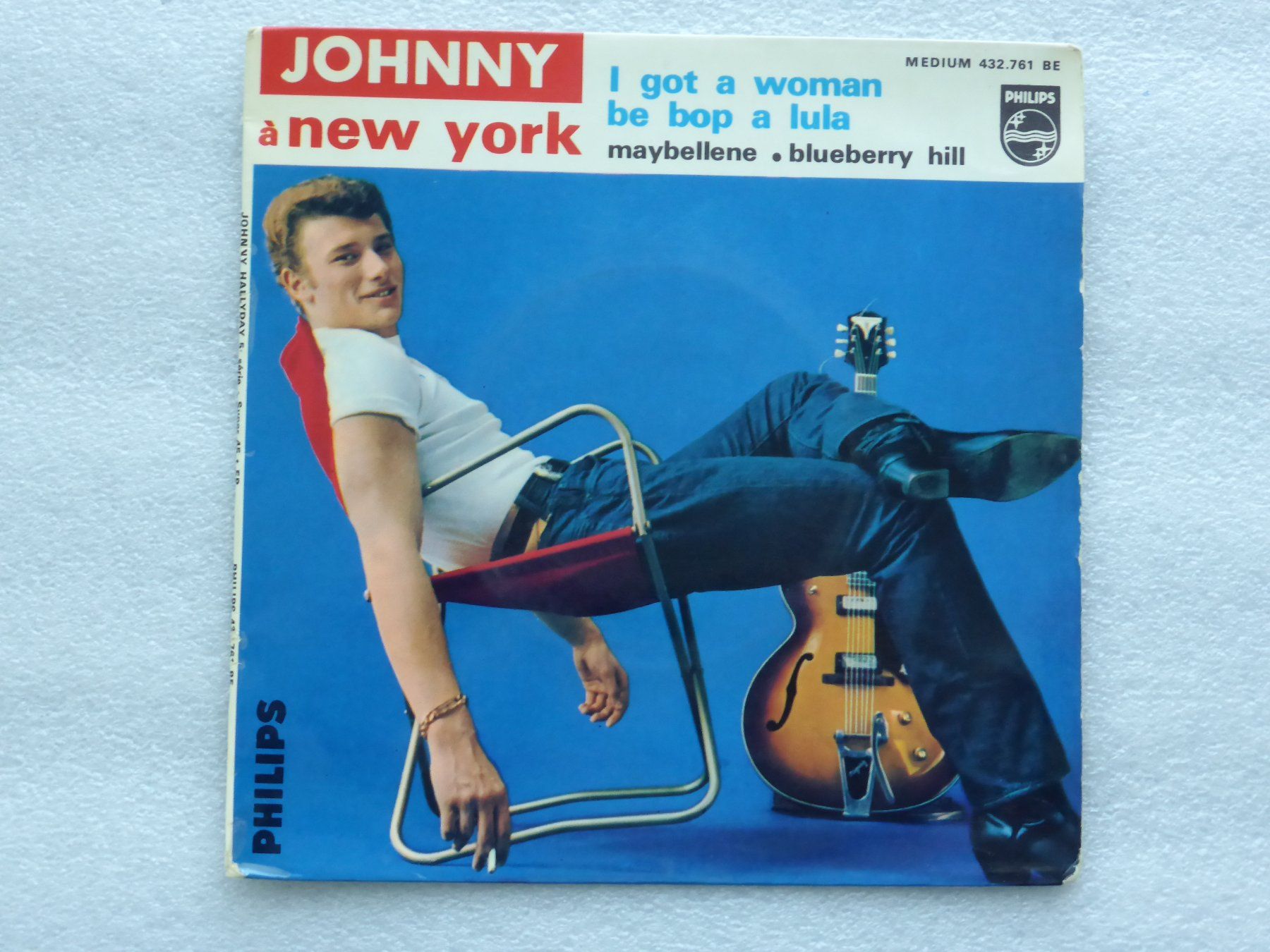 Schallplatten: Vinyl Single   EP  JOHNNY HALLYDAY – Gebraucht aus Küssnacht am Rigi von Mondkinder