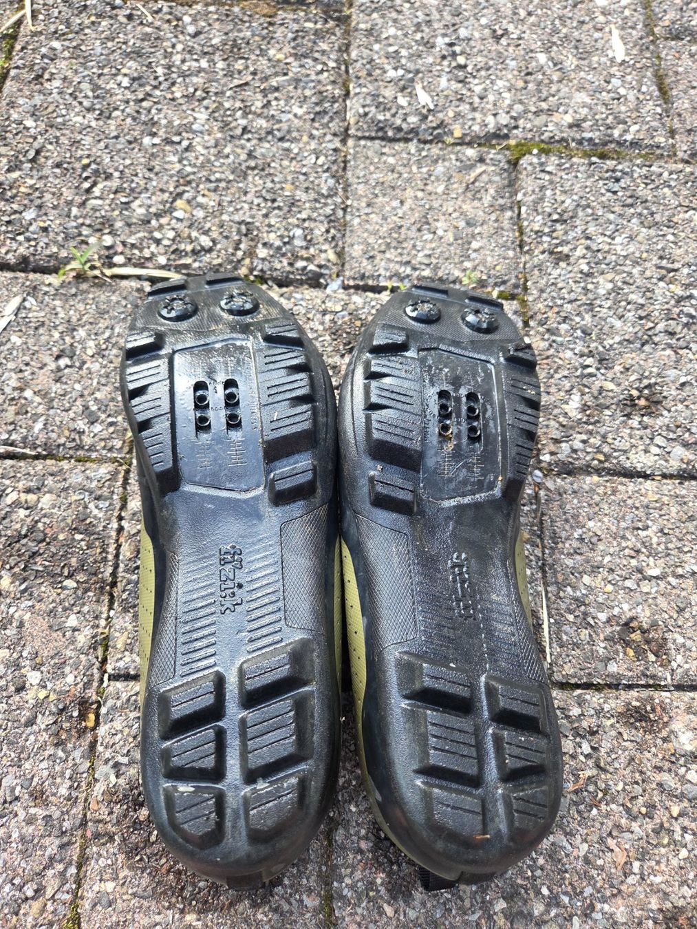 Fizik Scarpe da uomo: Fizik Terra Grösse 44 – Usato da Haslen GL venduto da Fischli01119 2