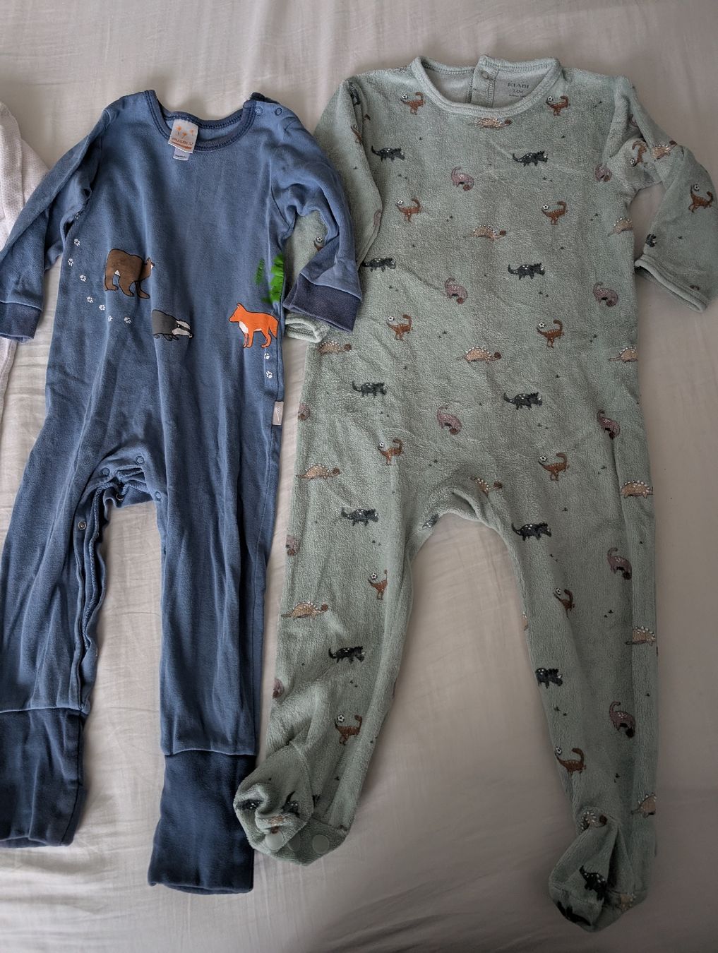 Pigiama & Simili: 3er Set Pyjama Gr. 74/80 Schlafanzüge, Strampler – Usato da Basel venduto da an_v7yj 5