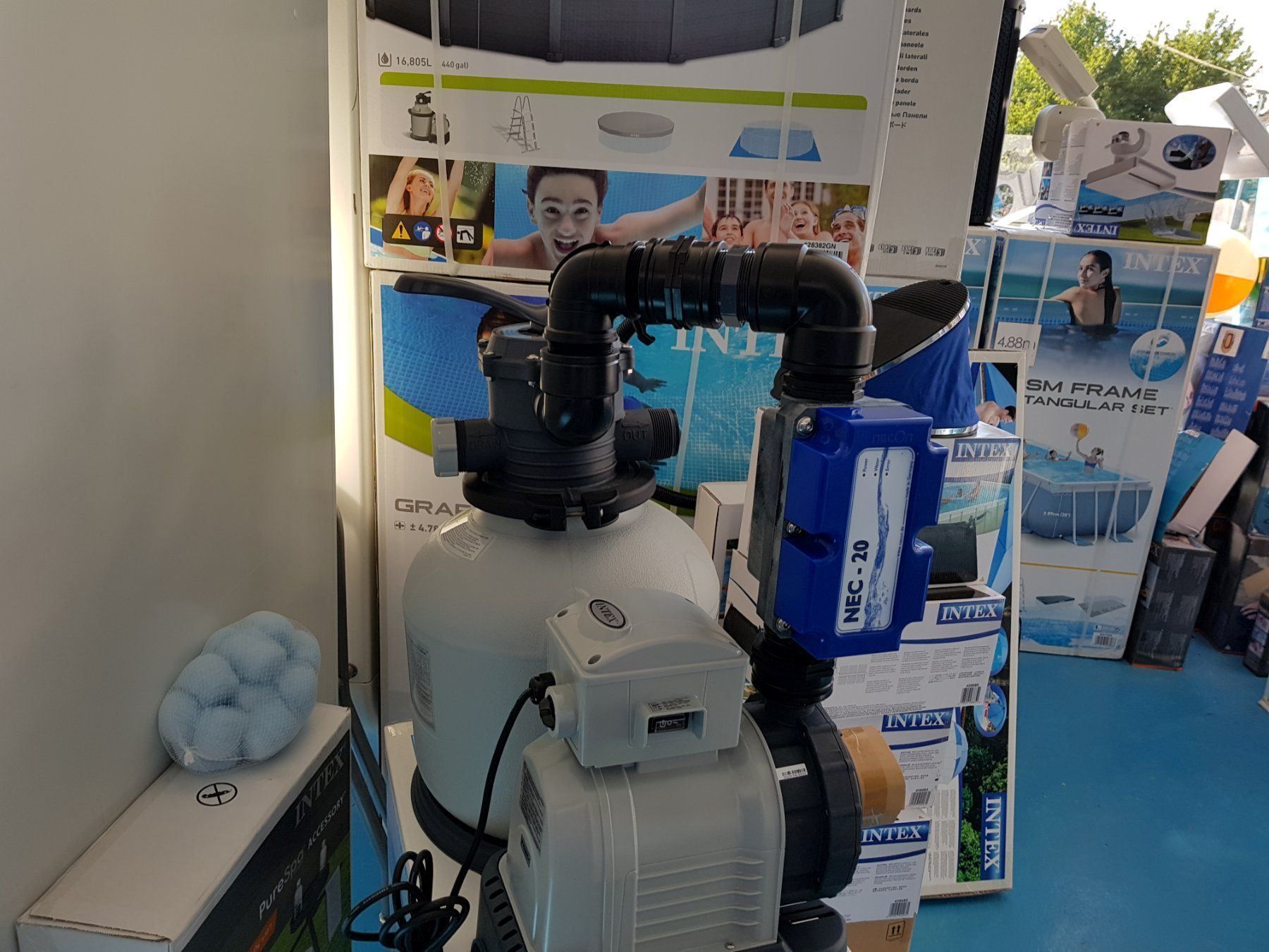 Intex Piscine: Hol dir das INTEX Ovaler Prismaframepool – Nuovo e nell'imballaggio originale da Wynau venduto da Intexpool24 3