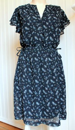 Aniston Casual * schwarzes KLEID mit Blütenmotiv  40 L
